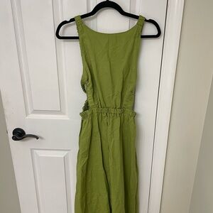 Petal & Pup green cotton dress with open back. Size small. Never worn.